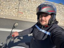 İDDİA UĞRUNA YOLA ÇIKTI, MOTOSİKLETİ İLE BİN KİLOMETREYİ AŞTI